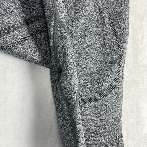 ECHT Arise Series High Waisted Grey Tights Vented Seamless Leggings Size Medium - Picture 16 of 17
